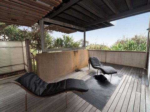 Aquila - Accommodation Asia 9