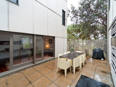 Aquila - Accommodation Asia 7