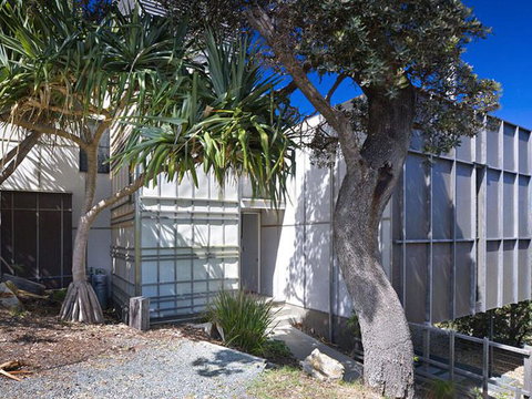 Aquila - Accommodation Asia 0