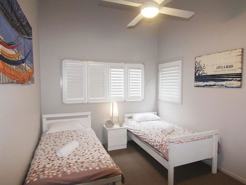 Beachside By Discover Stradbroke - Accommodation Asia 3