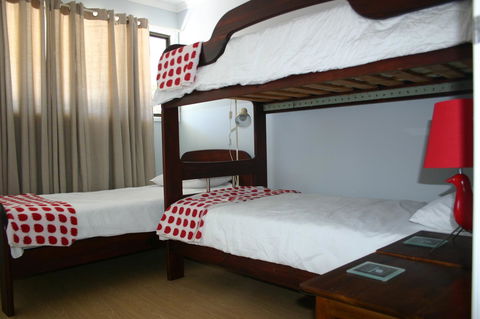 Sealocks - Accommodation Asia 4