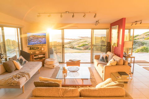 Porky Beach Retreat - King Island Escapes - Accommodation Asia 18