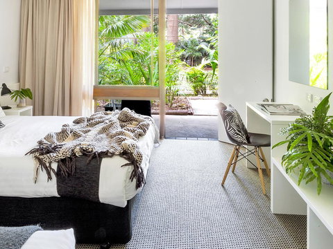 Pinetrees Lodge - Accommodation Asia 7