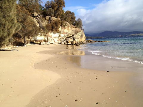 Bruny Island Escapes And Hotel Bruny - Accommodation Asia 9