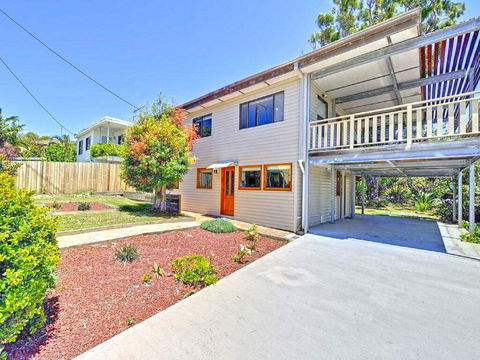 'Beach Break 2', 2/10 Lionel St - Downstairs Unit With Aircon - Accommodation Asia 0