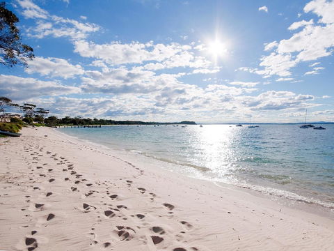 'Beachside' Shoal Bay, Unit 4 - Accommodation Asia 1