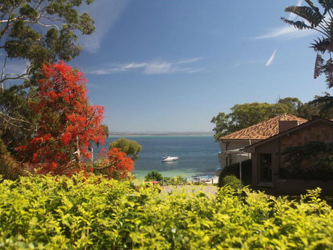 'Dutchies Vista' 1/45 Christmas Bush Ave - Ground Floor Duplex With Stunning Water Views - Accommodation Asia 0