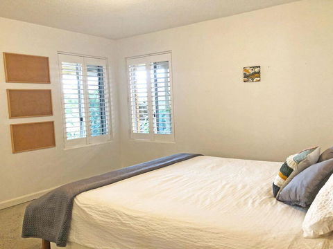 'Mooring One Downstairs', 23 Shoal Bay Rd - Fantastic Ground Floor Duplex With Views, WIFI And Air Conditioning - Accommodation Asia 3