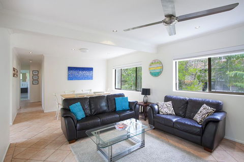 'Pandanus Cove' Apartment 5 - Accommodation Asia 1