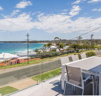 'Salt  Light' Mollymook - Accommodation Asia
