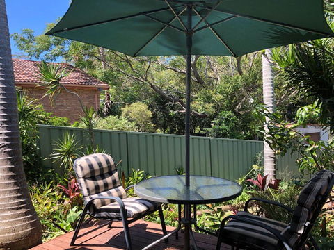 'Sandy Palms' 28 Moorooba Cr - Beautiful Home With Wifi, Air-con And Boat Parking - Accommodation Asia 3