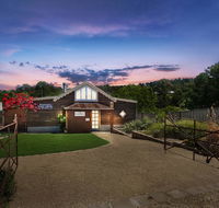 'The Coach House' At Lochiel - Accommodation Asia