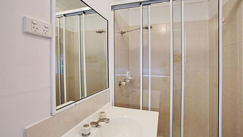 'The Hideaway' At Shoal Bay - Accommodation Asia 3