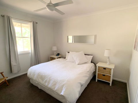 'The Wattles' - True Country Escape Near Wineries - Borenore - Accommodation Asia 3