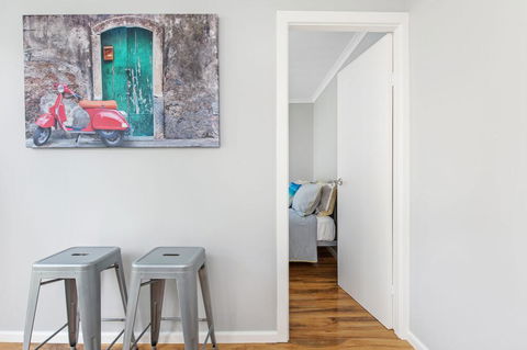 'White Sands', Mollymook - Accommodation Guide 3