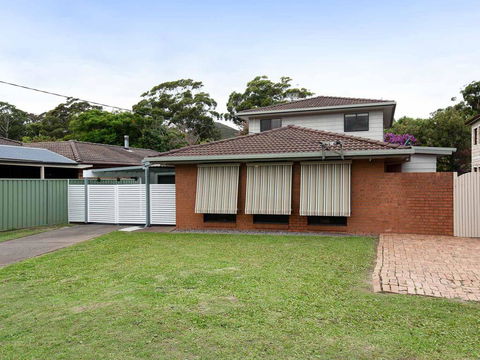 'Willows At The Bay' 111 Horace St - Large House With Aircon, WIFI And Boat Parking. - Accommodation Asia 0
