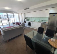 just listed Bolton St 1br 350m walk to Newcastle beach  Wifi end Eand - Accommodation Asia