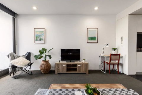 1 Bedroom Apartment In Prahran With Balcony - Accommodation Guide 1