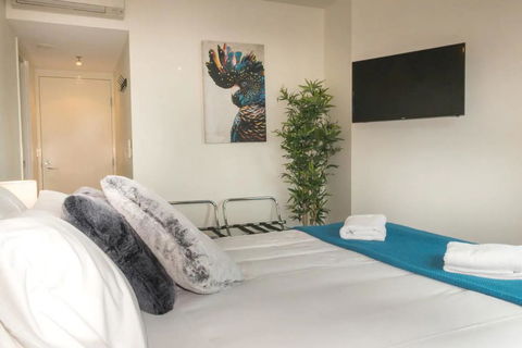 1 Bedroom Studio Apartment Near Eagle Street - Accommodation Asia 0