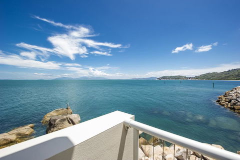 1 Bright Point Apartment 4202 - Accommodation China 0