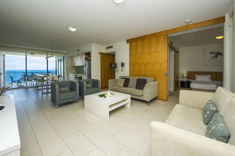 1 Bright Point Apartment 4202 - Accommodation China 3