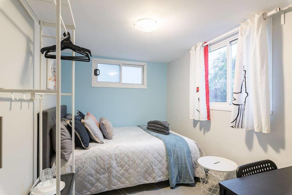 Edmondson Park NSW Accommodation Asia