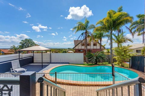 1-33 Tingira Close - Rainbow Beach, Gorgeous Ocean Views, Swimming Pool, Air Conditioning - Accommodation Asia 3