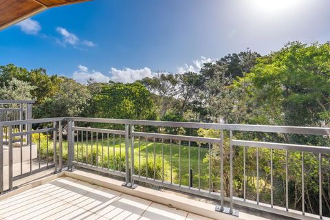 1/22 Mahogany Drive - Beach House 1 @ Vue - Accommodation Guide 2
