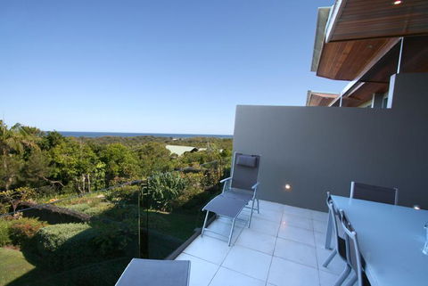 1/22 Mahogany Drive - Beach House 1 @ Vue - Accommodation Guide 1