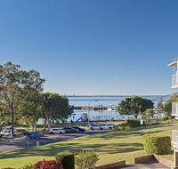 10 'Teramby Court' 104 Magnus Street - in Nelson Bay CBD with water views and WIFI - Accommodation Asia
