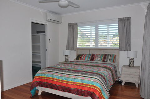 10 Double Island Drive - Modern Family Home, Centrally Located, Swimming Pool & Outdoor Area - Accommodation China 1