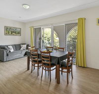 10 The Islander Resort - Accommodation Asia