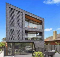 106 Modern Prestige 3-Storey New Establishment