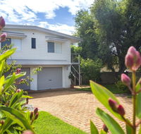 11 Riley St - Stylishly Modern - Accommodation Asia