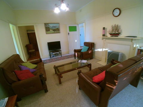 12 Bluewater Drive - Accommodation Asia 3
