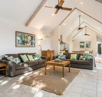 12 Childe Street Byron Bay - Absolute Belongil Summerhouse - Accommodation Guide
