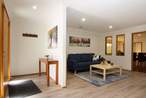12 Mount Porepunkah Road - Accommodation Guide 0