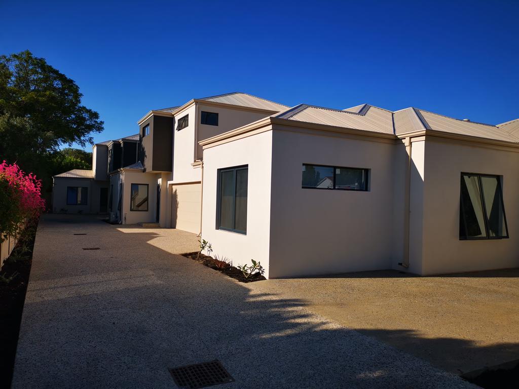 Nollamara WA Accommodation Asia