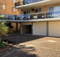 13 'Parkview' 11-13 Catalina Close - great location unit with a locked garage - Accommodation Asia