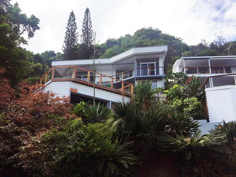 13 Brownell Drive Wategos Beach - Beach House - Accommodation Asia 1