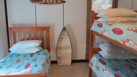 13 Sextant Drive At Nelly Bay - Accommodation China 3