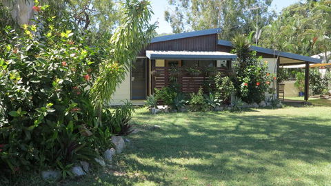 13 Sextant Drive At Nelly Bay - Accommodation China 0