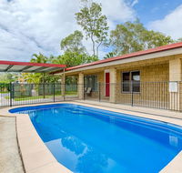 14 Double Island Drive - Rainbow Beach Large Holiday House with PoolPets Welcome Free Wi-Fi - Accommodation Asia