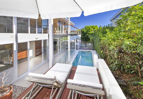 16 The Quarterdeck - Accommodation Asia 2