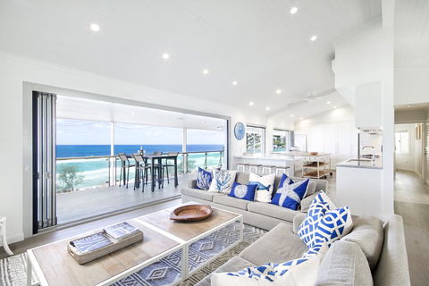 2 Arakoon Crescent - Accommodation Asia 1
