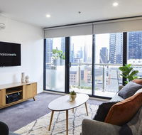 2 Bdrm 2 Bthrm Apt With Parking in Central CBD - Accommodation Guide