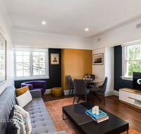 2 Bdrm Art Deco Apt Stroll To Bondi Junction - Accommodation Asia