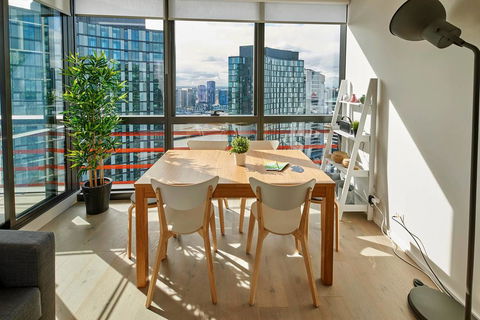 2 Bed 2 Bathroom Brand New Unit With Gym And Pool - Accommodation Asia 2