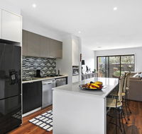 2 Bedroom Townhouse - Family  Corporate Bookings Only - Accommodation Asia