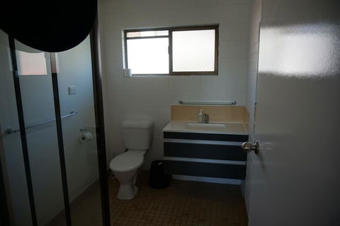 2-29 Rumbalara Avenue - Rainbow Beach, Bring Your Dog Or Your Cat Or Bring Both, Free Wi-Fi - Accommodation Asia 1